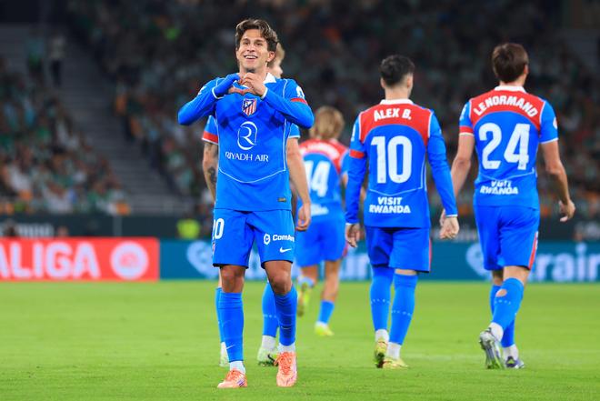 九游官网-包含刚刚！马德里竞技围绕英超门线救险孟菲斯灰熊强势反弹备战德国杯，西亚卡姆在G2比赛中刷新纪录的词条